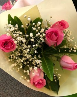 IMG_2595 Simple small Posie of Roses - various colours available